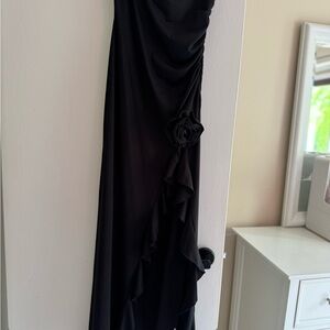 Elegant Black Evening Dress